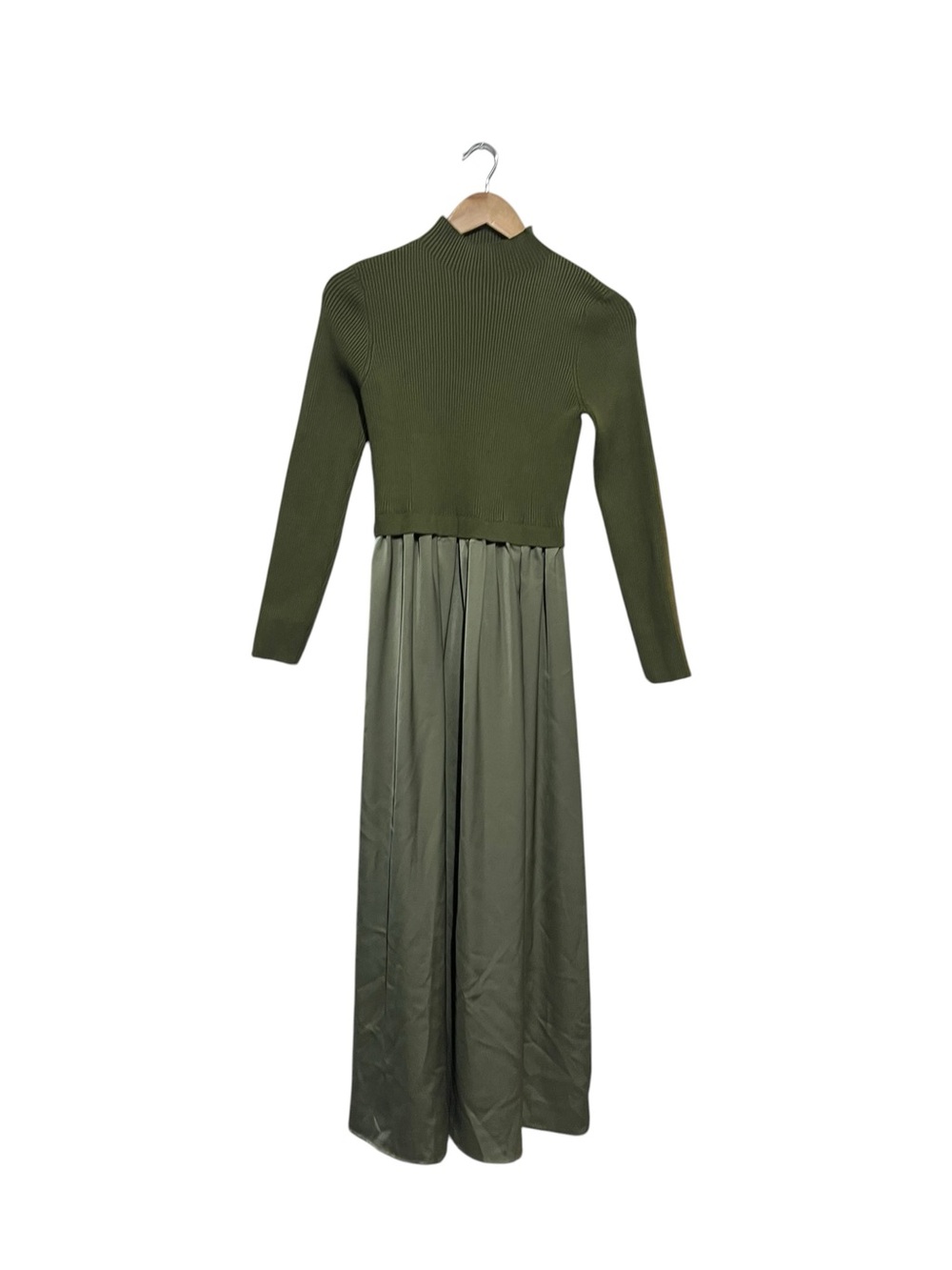 Lena Layne Molly Green Satin Sweater Dress size Small Pullover Cotton Blend - Picture 2 of 5